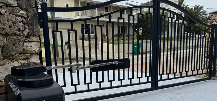 Swing Gate Opener with Keypad Sylvania